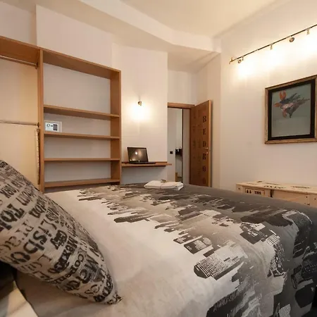 2nd Floor - 5 Terre Appartement *