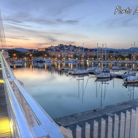 2nd Floor - 5 Terre La Spezia