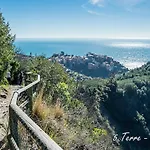 2nd Floor - 5 Terre